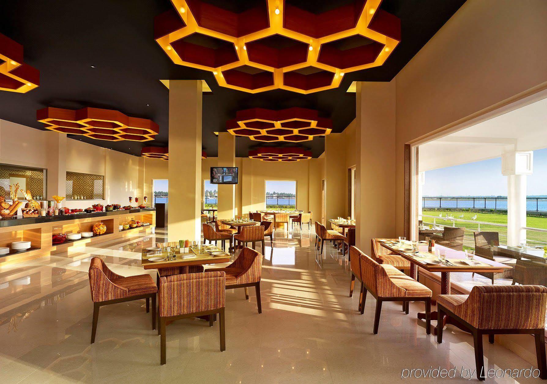 Hotel Naveen Lakeside Hubli Kültér fotó